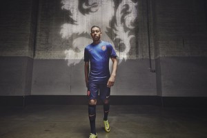 世界杯2026-活塞粉碎开拓者，F1年度争冠焦点战的赛场启示