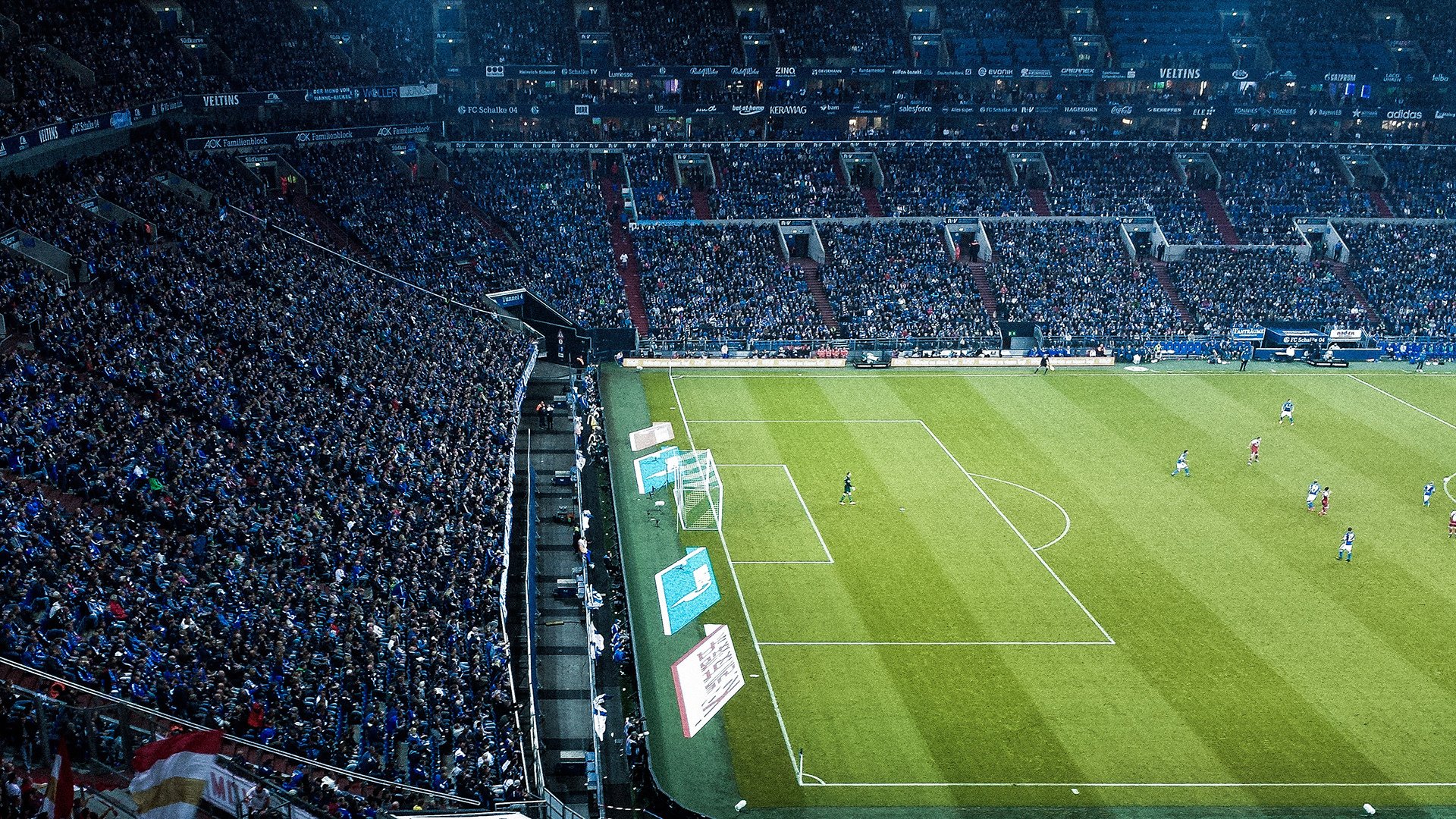 F1新赛季揭幕战之夜，孔德关键回合不手软，诠释竞技体育的决定性瞬间